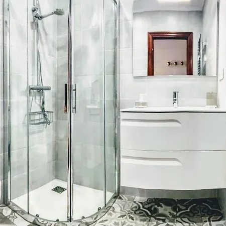 Centro Garaje-parking-free Daire