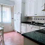 Centro Garaje-parking-free Apartment Zarautz